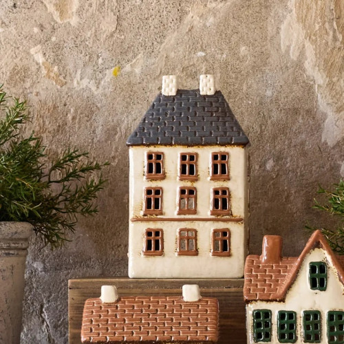 Photograph of Cotswolds Country Tea Light Estate House